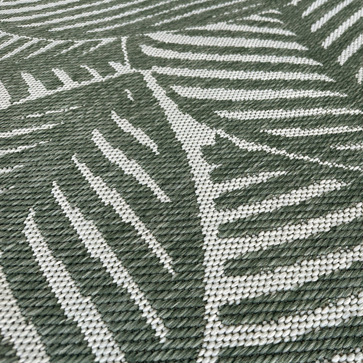 Lakehouse Leaf Soft Green Indoor/Outdoor Rug